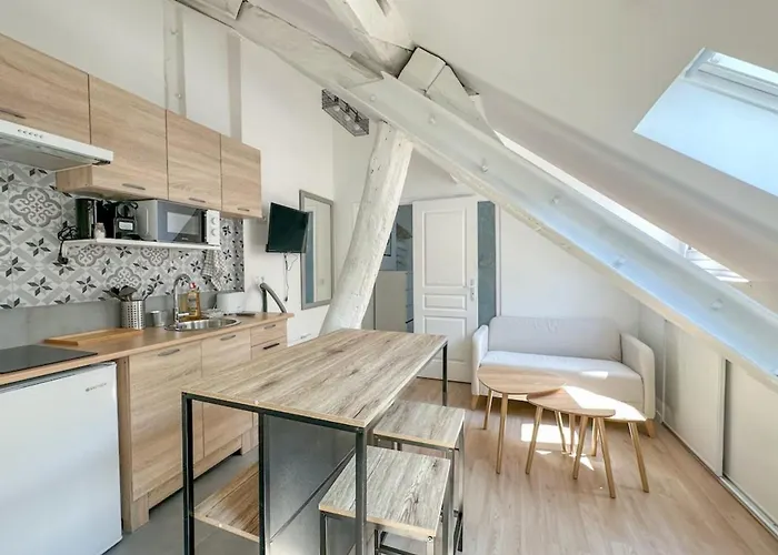 Flexliving - - Charlot *